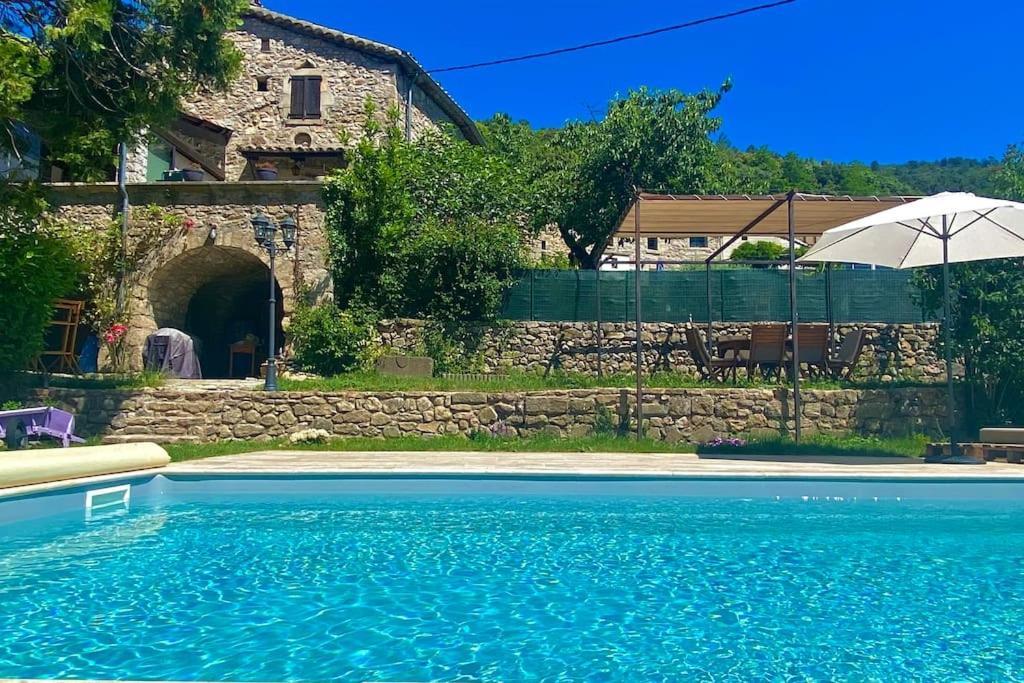 La Joannassiène, maison Ardéchoise de caractère Extérieur photo