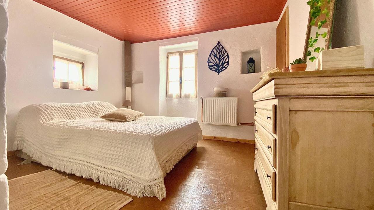 La Joannassiène, maison Ardéchoise de caractère Extérieur photo