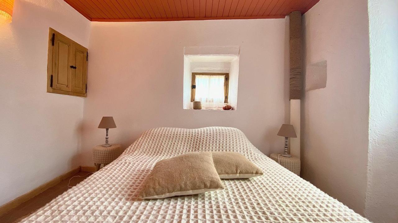 La Joannassiène, maison Ardéchoise de caractère Extérieur photo